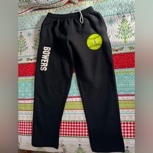 Gildan DryBlend Black Sweatpants Bowers Softball Graphic Size M